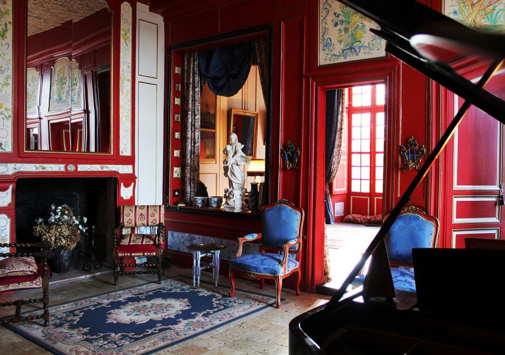 Chateau Du Boschet Bed and Breakfast Bourg-des-Comptes Exteriör bild
