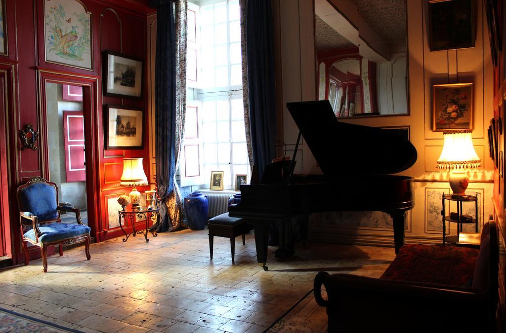 Chateau Du Boschet Bed and Breakfast Bourg-des-Comptes Exteriör bild