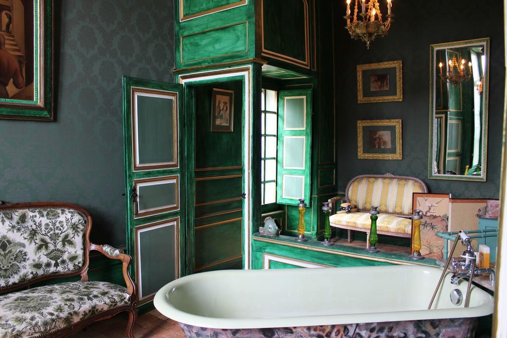 Chateau Du Boschet Bed and Breakfast Bourg-des-Comptes Exteriör bild
