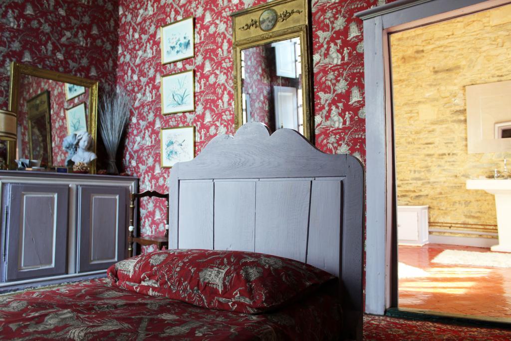Chateau Du Boschet Bed and Breakfast Bourg-des-Comptes Exteriör bild